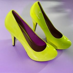 Belgium Neon Yellow High Heels US 10